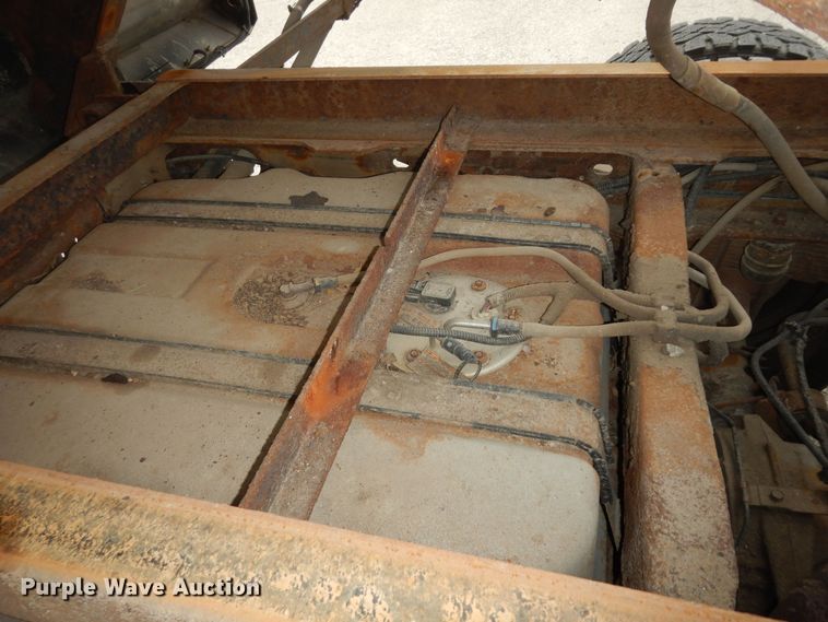 image for item DK1855 2006 Ford F350 Super Duty XL  dump bed pickup truck