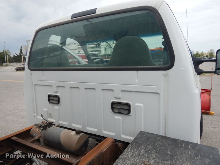 image for item DK1855 2006 Ford F350 Super Duty XL  dump bed pickup truck