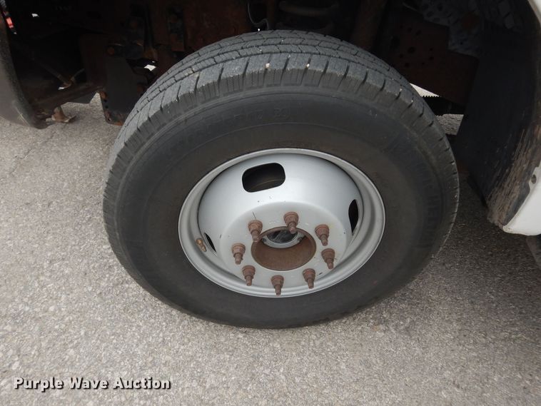 image for item DK1855 2006 Ford F350 Super Duty XL  dump bed pickup truck