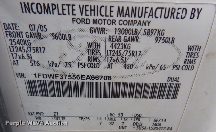 image for item DK1855 2006 Ford F350 Super Duty XL  dump bed pickup truck