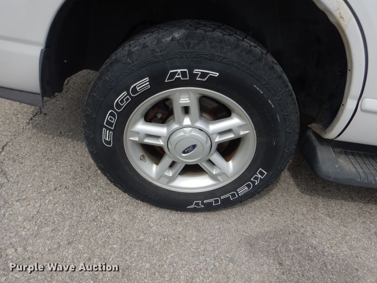 image for item DK1857 2005 Ford Explorer XLT  SUV