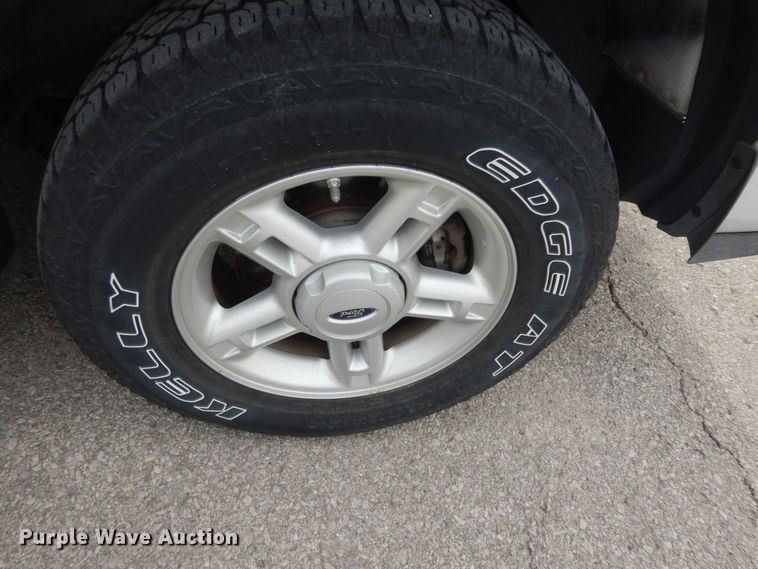 image for item DK1857 2005 Ford Explorer XLT  SUV