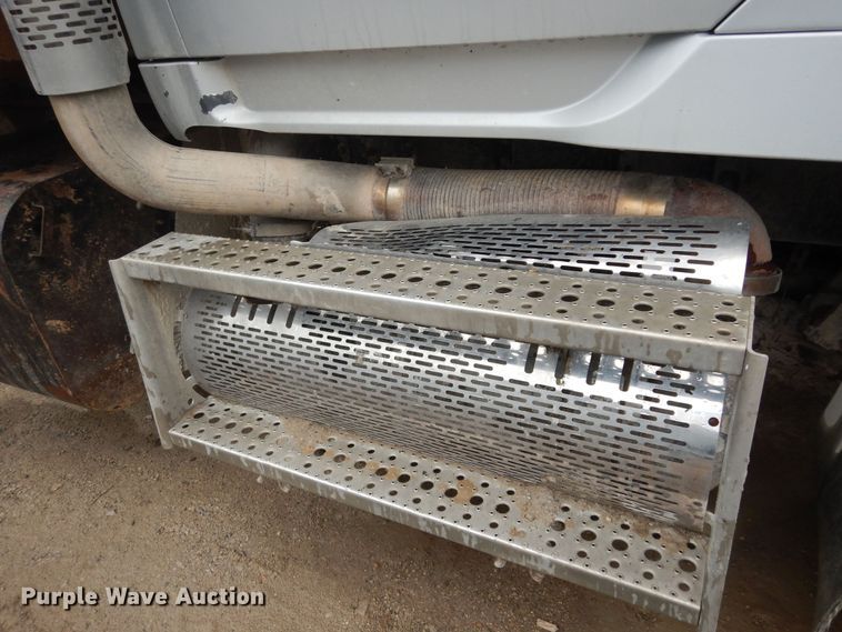 image for item DK1858 2008 Sterling LT9500  dump truck