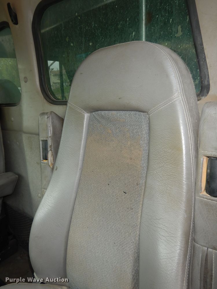 image for item DK1858 2008 Sterling LT9500  dump truck