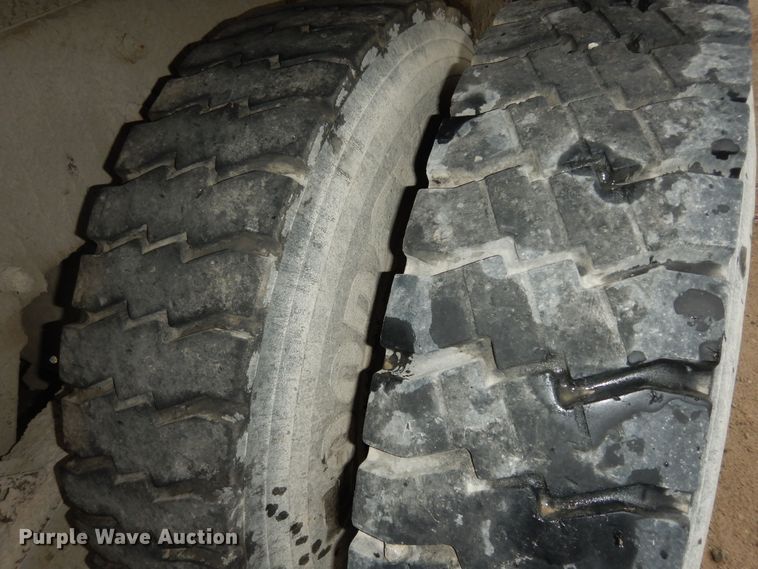 image for item DK1858 2008 Sterling LT9500  dump truck