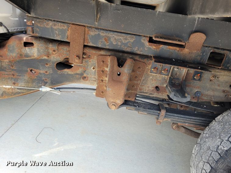 image for item DK1859 2017 Chevrolet Silverado 3500HD  dump flatbed pickup truck