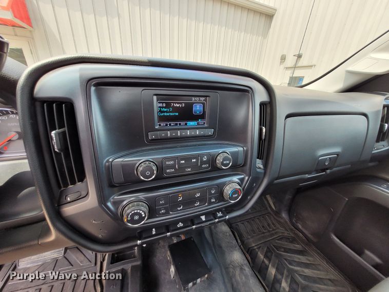 image for item DK1859 2017 Chevrolet Silverado 3500HD  dump flatbed pickup truck