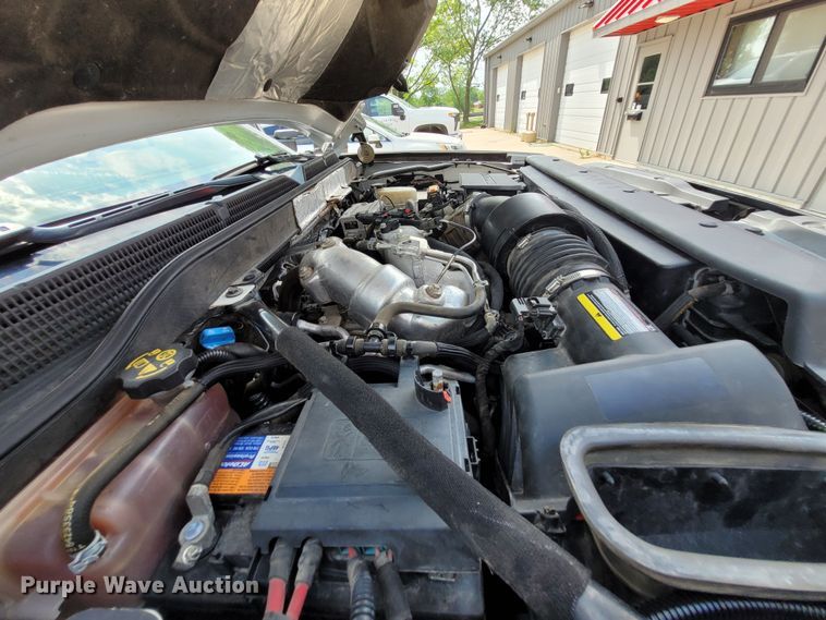 image for item DK1859 2017 Chevrolet Silverado 3500HD  dump flatbed pickup truck