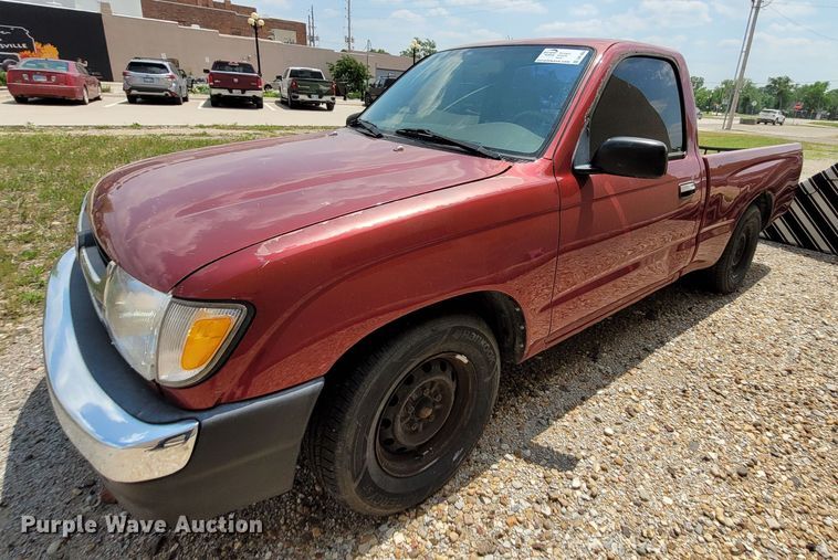 image for item DK1864 1998 Toyota Tacoma  pickup truck