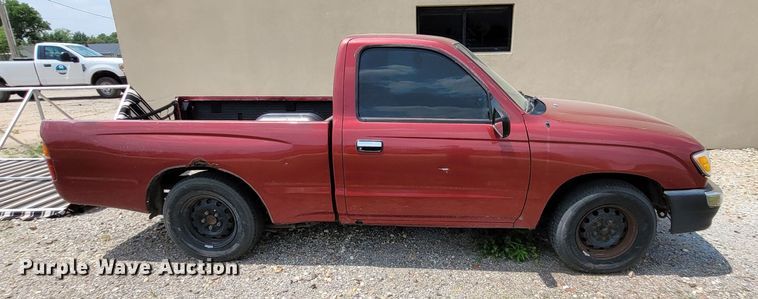 image for item DK1864 1998 Toyota Tacoma  pickup truck