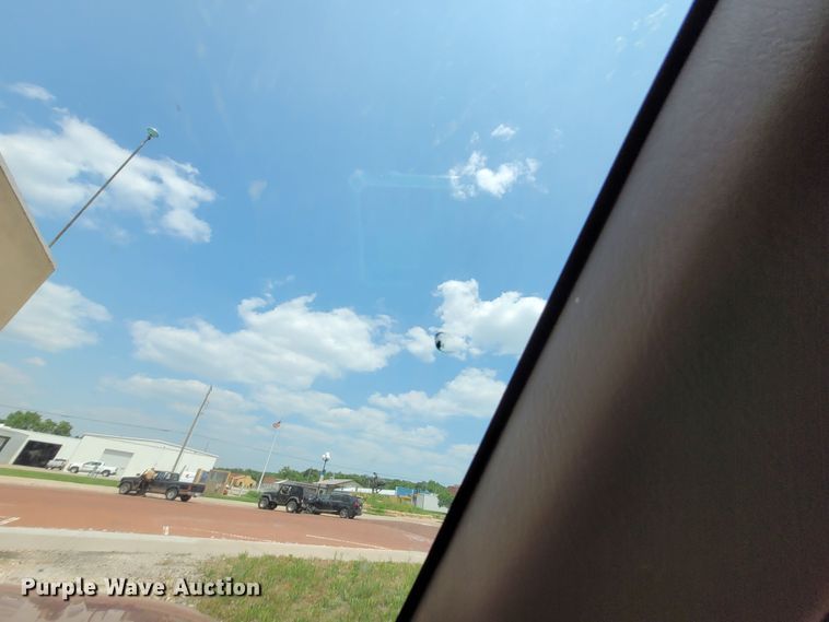 image for item DK1864 1998 Toyota Tacoma  pickup truck