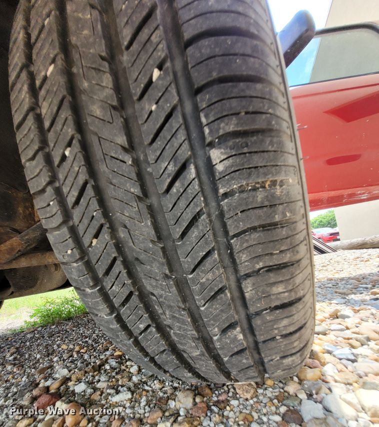 image for item DK1864 1998 Toyota Tacoma  pickup truck