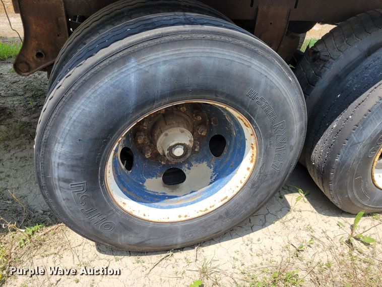 image for item DK1865 1978 Budd NS2S450A56  dry van trailer