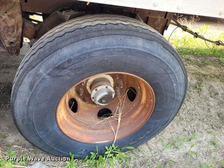 image for item DK1865 1978 Budd NS2S450A56  dry van trailer