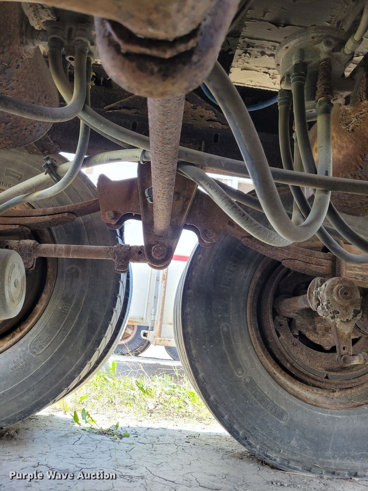 image for item DK1865 1978 Budd NS2S450A56  dry van trailer