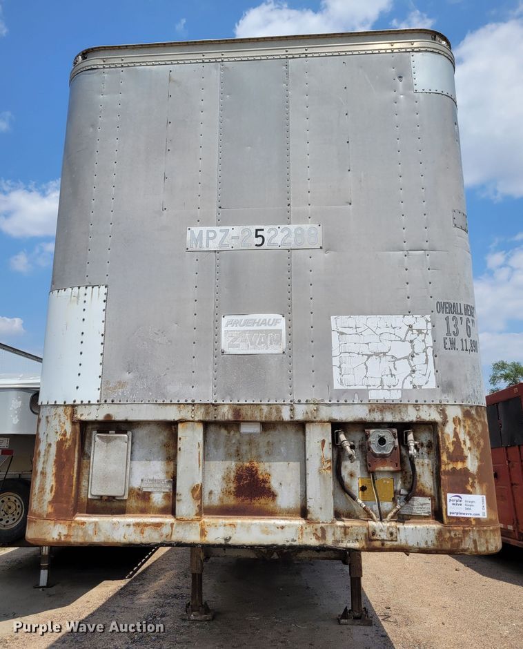 image for item DK1866 1978 Freuhauf FBZ9F240  dry van trailer