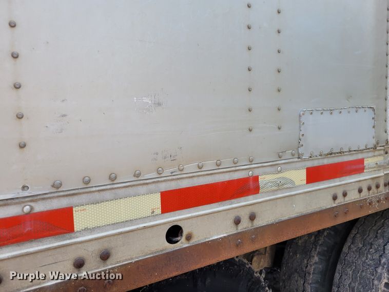 image for item DK1866 1978 Freuhauf FBZ9F240  dry van trailer