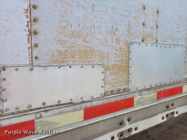 image for item DK1866 1978 Freuhauf FBZ9F240  dry van trailer