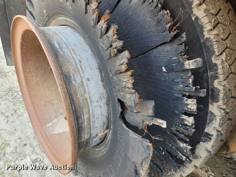 image for item DK1866 1978 Freuhauf FBZ9F240  dry van trailer