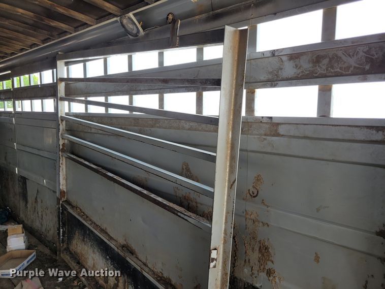 image for item DK1867 2004 Titan  livestock trailer