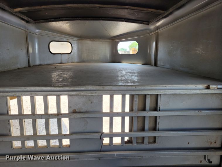 image for item DK1867 2004 Titan  livestock trailer