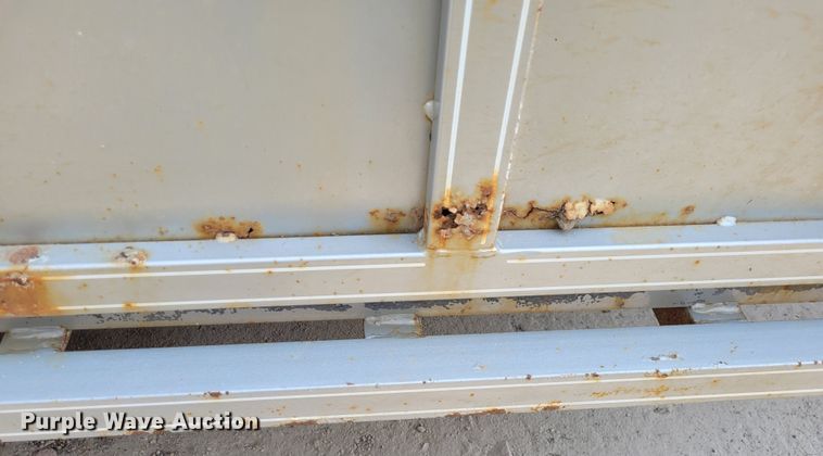 image for item DK1867 2004 Titan  livestock trailer