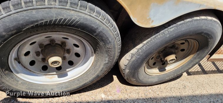 image for item DK1867 2004 Titan  livestock trailer