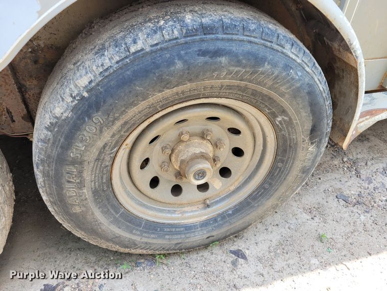 image for item DK1867 2004 Titan  livestock trailer