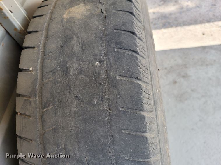 image for item DK1867 2004 Titan  livestock trailer