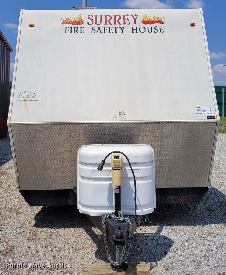 image for item DK1868 2004 Surrey  camper