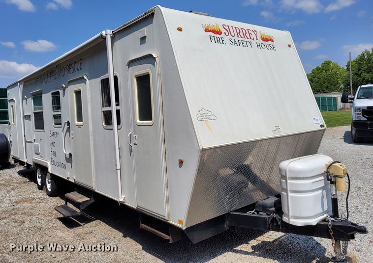 image for item DK1868 2004 Surrey  camper