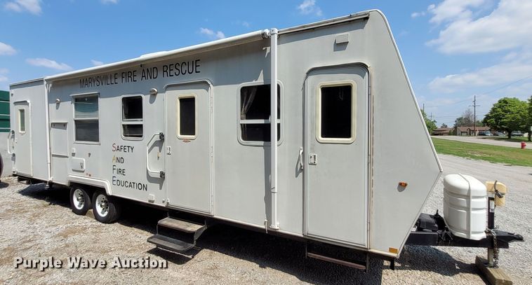 image for item DK1868 2004 Surrey  camper