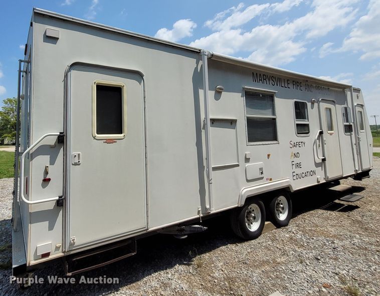 image for item DK1868 2004 Surrey  camper