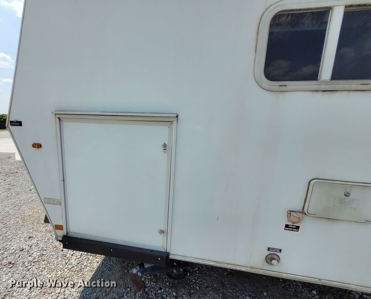 image for item DK1868 2004 Surrey  camper