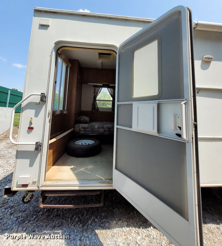 image for item DK1868 2004 Surrey  camper