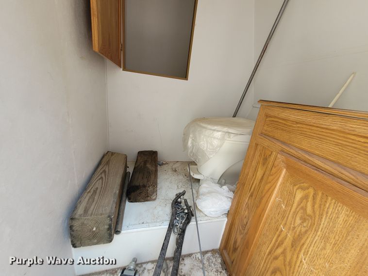 image for item DK1868 2004 Surrey  camper