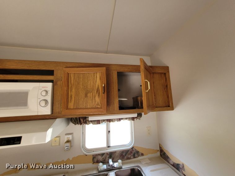 image for item DK1868 2004 Surrey  camper