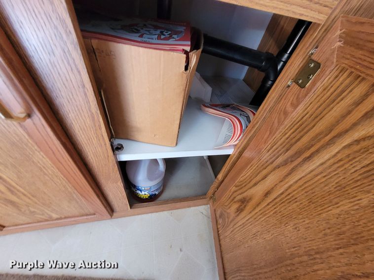 image for item DK1868 2004 Surrey  camper