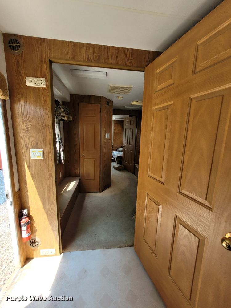 image for item DK1868 2004 Surrey  camper