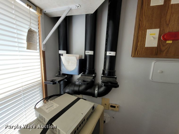 image for item DK1868 2004 Surrey  camper