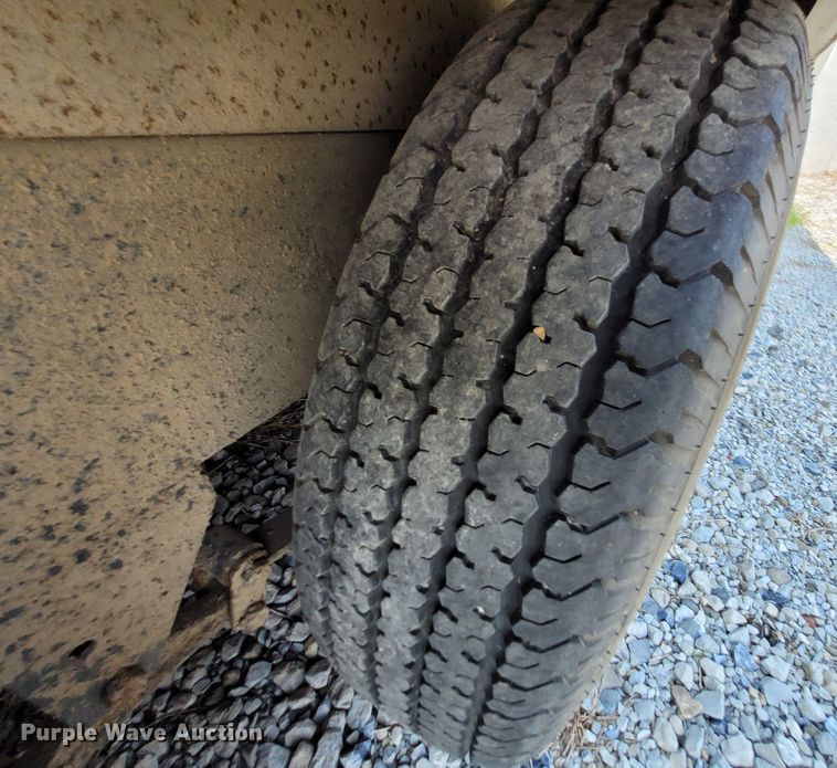 image for item DK1868 2004 Surrey  camper