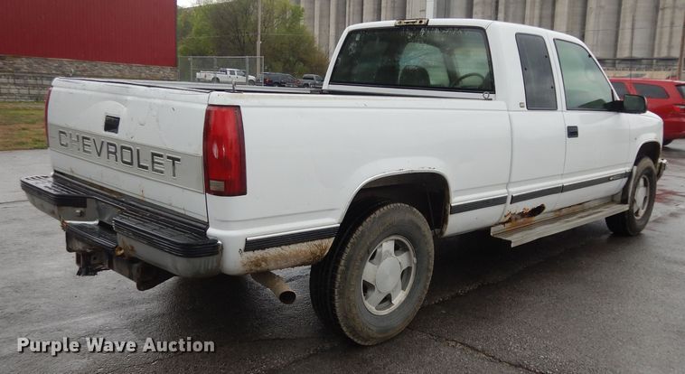 image for item DK1871 1997 Chevrolet K1500  Ext. Cab pickup truck