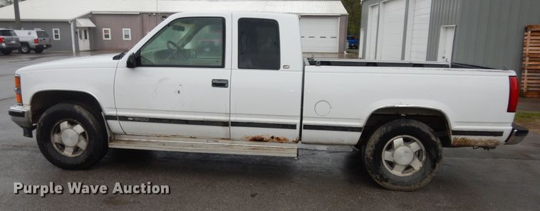 image for item DK1871 1997 Chevrolet K1500  Ext. Cab pickup truck