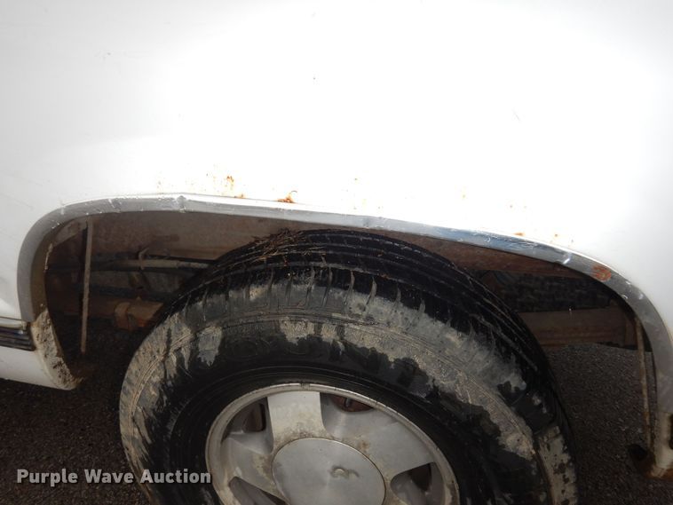 image for item DK1871 1997 Chevrolet K1500  Ext. Cab pickup truck