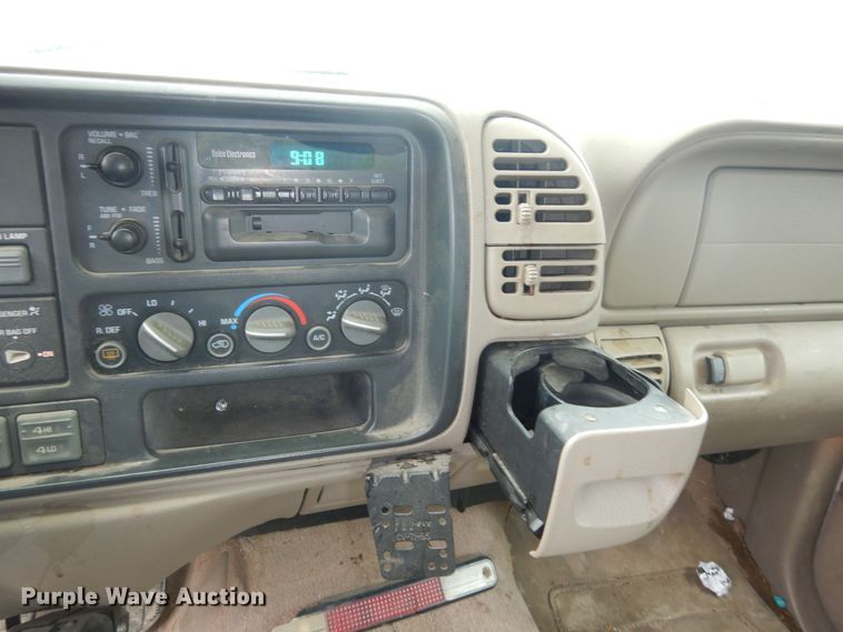 image for item DK1871 1997 Chevrolet K1500  Ext. Cab pickup truck