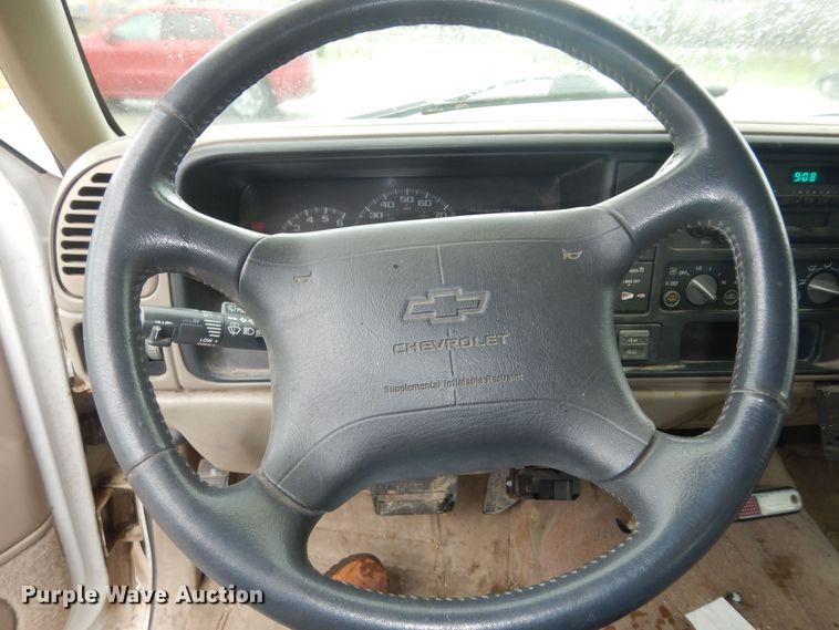 image for item DK1871 1997 Chevrolet K1500  Ext. Cab pickup truck