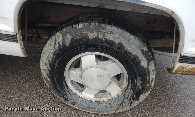 image for item DK1871 1997 Chevrolet K1500  Ext. Cab pickup truck