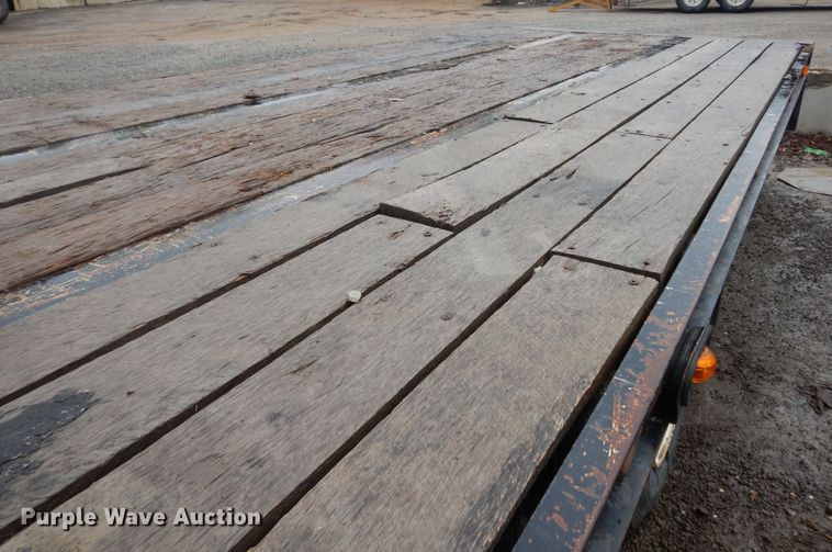 image for item DK1873 2008 Trail King TK40RB322  equipment trailer