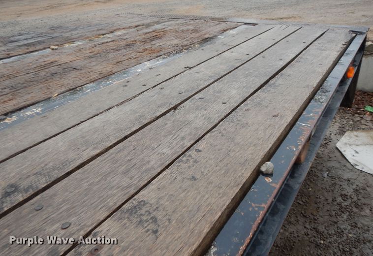 image for item DK1873 2008 Trail King TK40RB322  equipment trailer