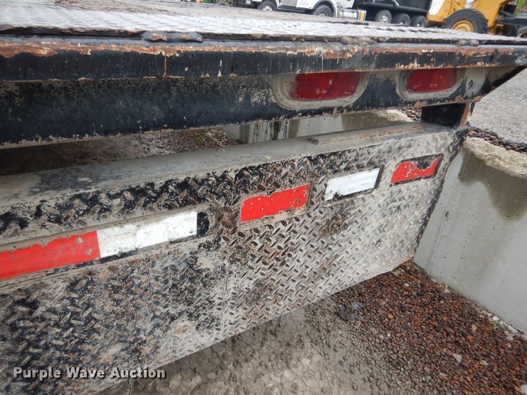 image for item DK1873 2008 Trail King TK40RB322  equipment trailer